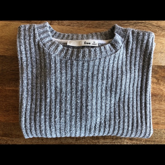 Aritzia Wilfred Free Crop Ribbed Sweater - Picture 3 of 9